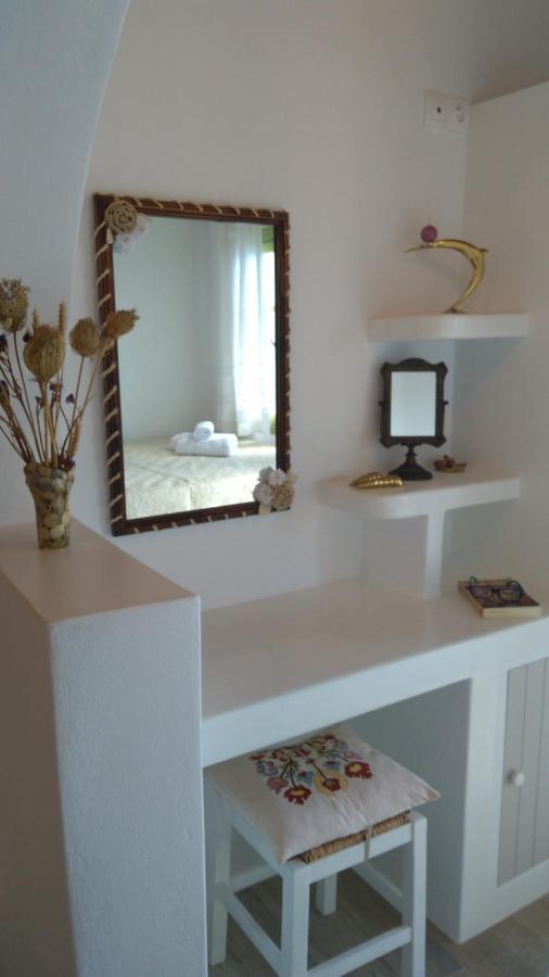 Milos By The Sea - Eco House Plaka  Exterior foto